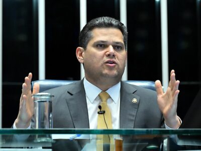 Alcolumbre evita prazo e trava debate sobre fim da escala 6x1
