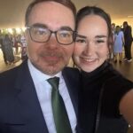 Diplomata lamenta morte da filha atropelada no Rio: 'Era um anjo