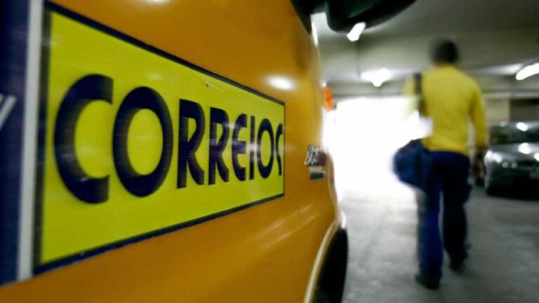 Durigan prevê déficit de R$ 10 bi dos Correios em 2026