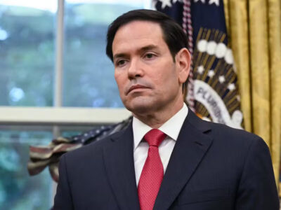 Em meio a bombardeios, Rubio e Lavrov falam sobre Ucrânia