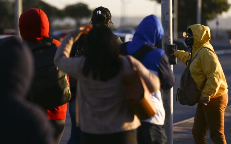 Frente fria e instabilidade trazem temporais para o Brasil
