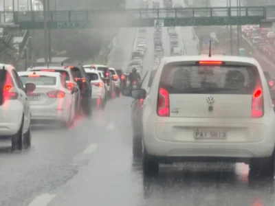 Dia dos Namorados no DF: chuva e trovoadas surpreendem