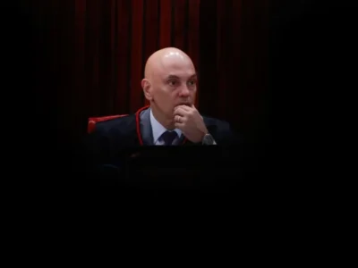 Itália nega extradição de Zambelli e amplia crise no STF