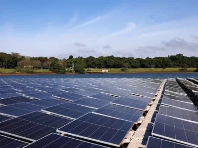 Brasil cai para 5º lugar no ranking global de energia solar em 2025