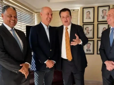 Kassab garante apoio a Arruda e fecha chapa com Caiado