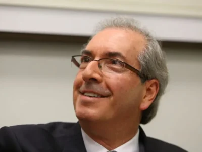 Cunha nega irregularidades em emendas e fala em 'interlocução política