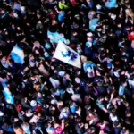 Argentina explode em festa após virada histórica sobre a Inglaterra