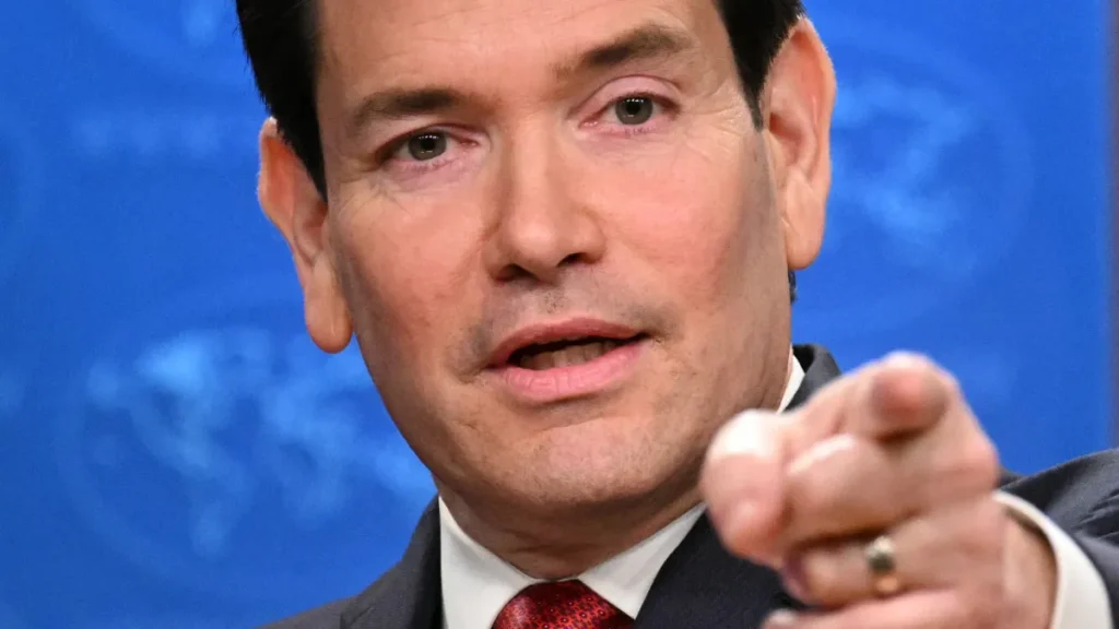Rubio alerta: Irã controlar Ormuz criaria precedente perigoso