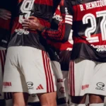 Pedro brilha, Flamengo goleia Chapecoense e mantém pressão no Palmeiras