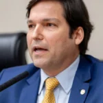 Projeto cria programa de emprego para mães solo no DF