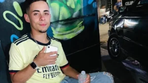 Absolvição de PMs é discriminação, diz pai de vítima