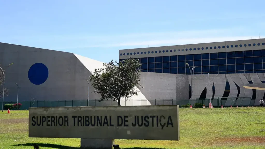 Filtro do STJ: sanção de Lula deve desafogar tribunal e gera críticas