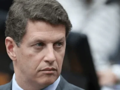 Salles troca suplente e coloca ex-deputado na chapa ao Senado