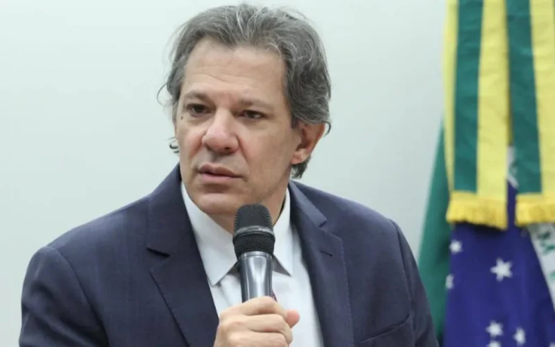 Haddad questiona gestão Tarcísio após PM seguir motorista
