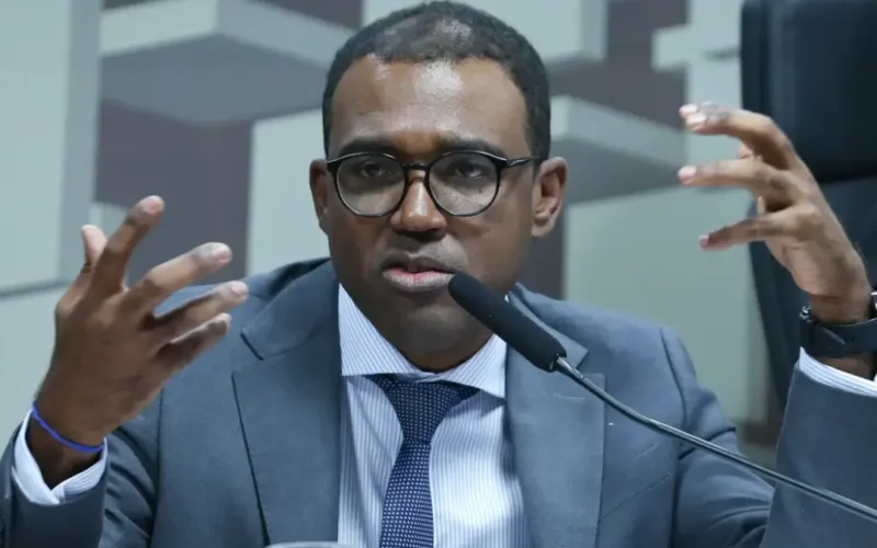 Diretor do BC revela à PF temor de vazamentos na liquidação do Master