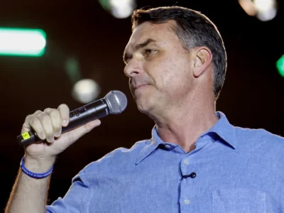 Flávio: 'Lula se apequenou' em tarifaço contra os EUA